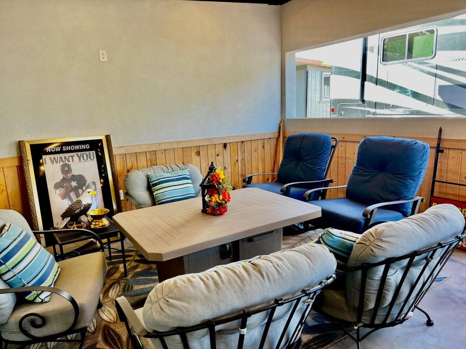 1160 E Telegraph ST, #217, Washington, photo 3