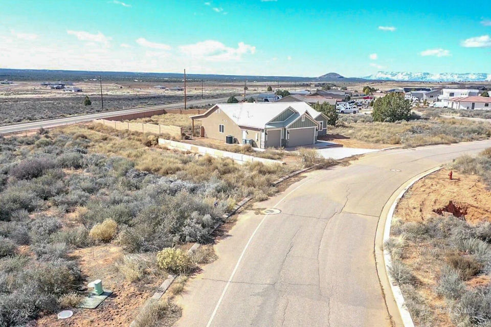 1176 E Cactus DR, Apple Valley
