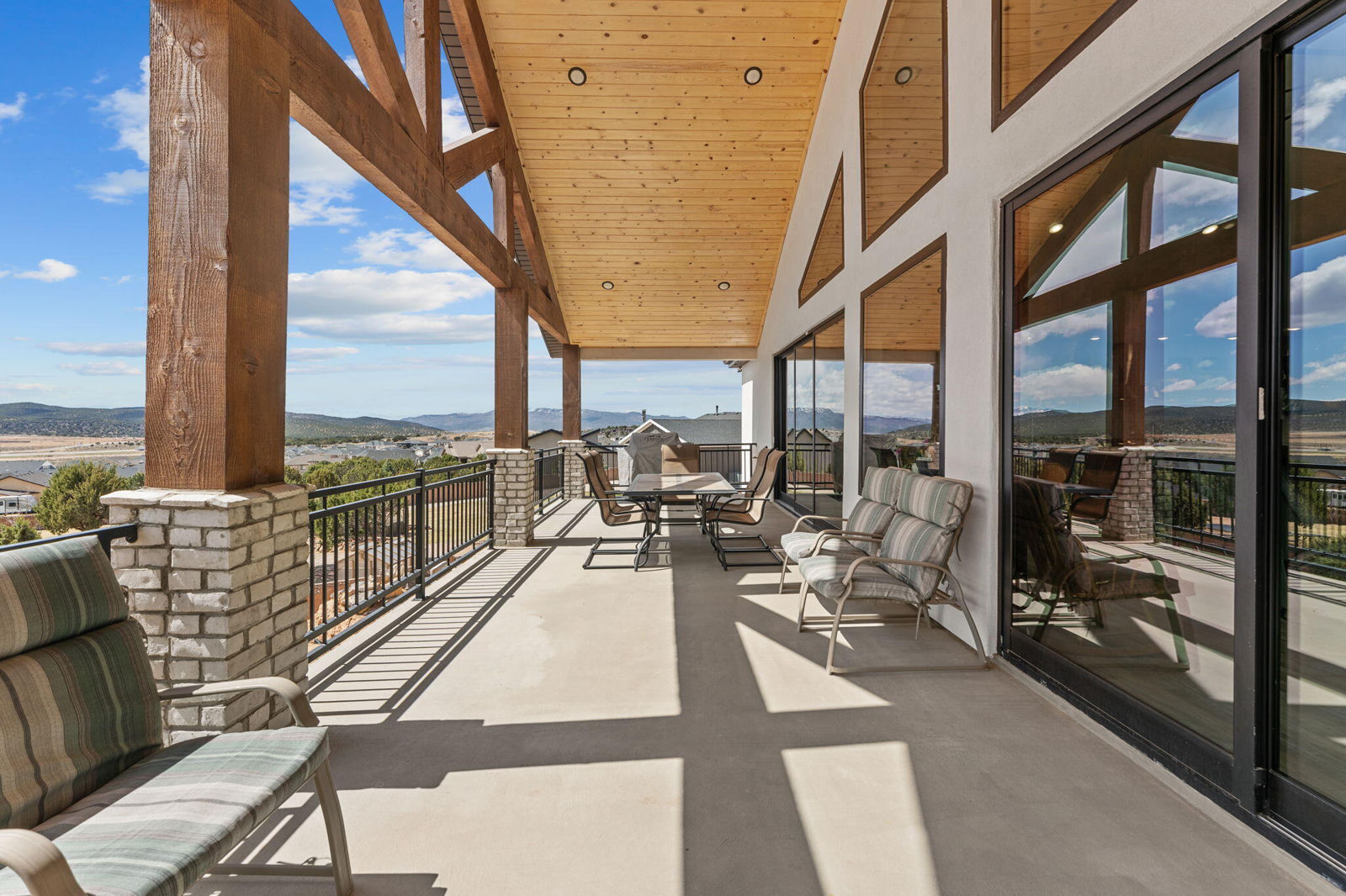 2753 W Eagle Ridge Loop S, Cedar City, photo 16 of 56