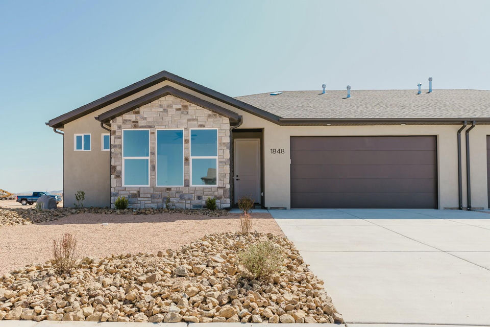 1848 N Golden Eagle, Cedar City