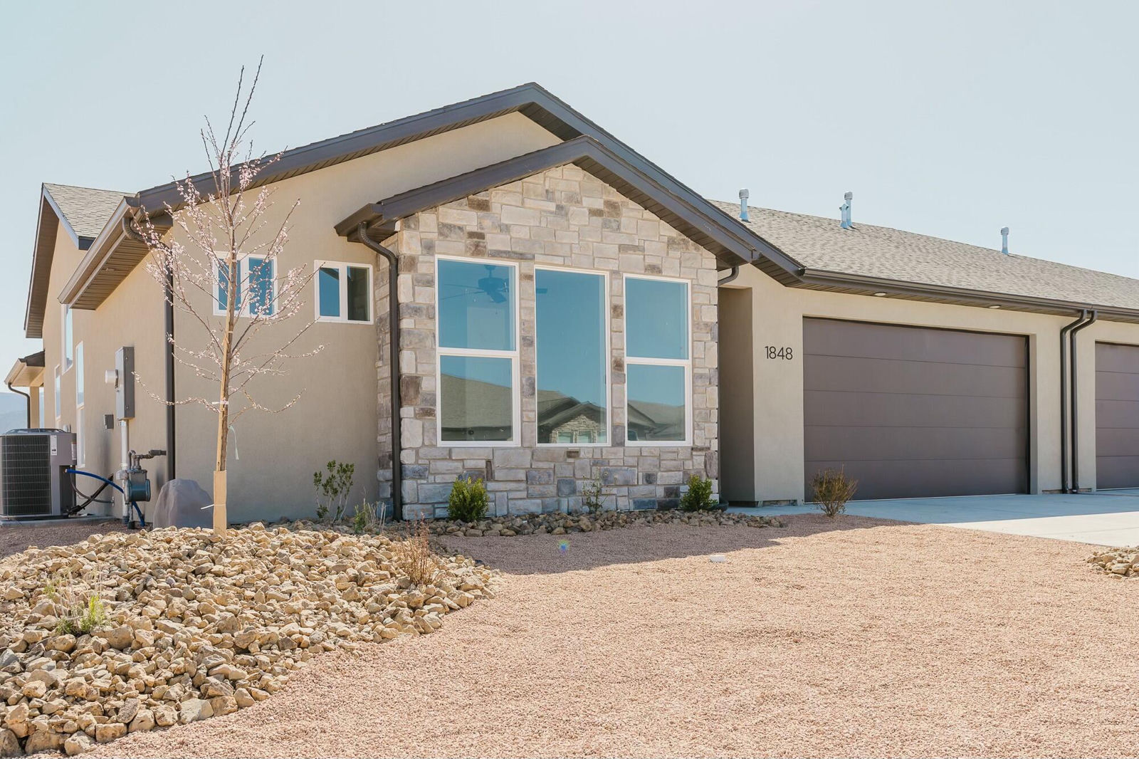 1848 N Golden Eagle, Cedar City, photo 2 of 24