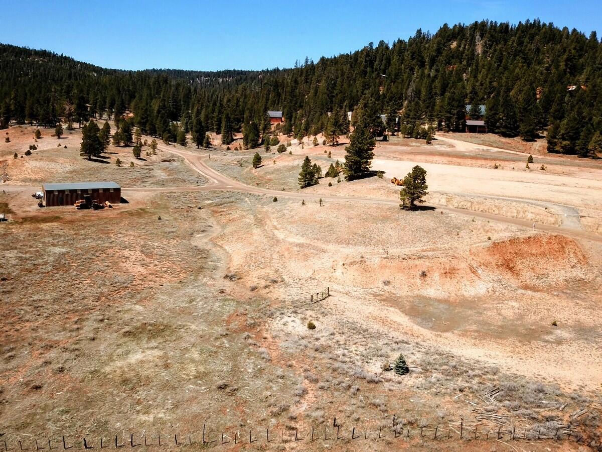 520 N Grassy Trail, Duck Creek Village, photo 14 of 15