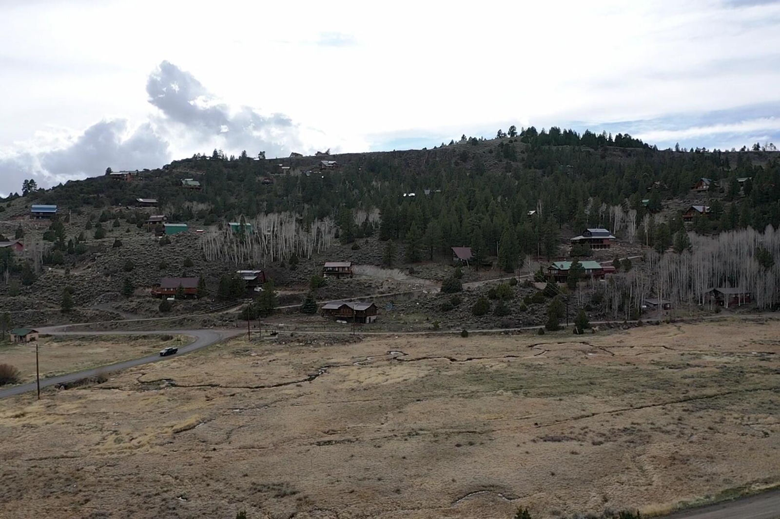 259 N Scenic Drive, Panguitch Lake, photo 3 of 14