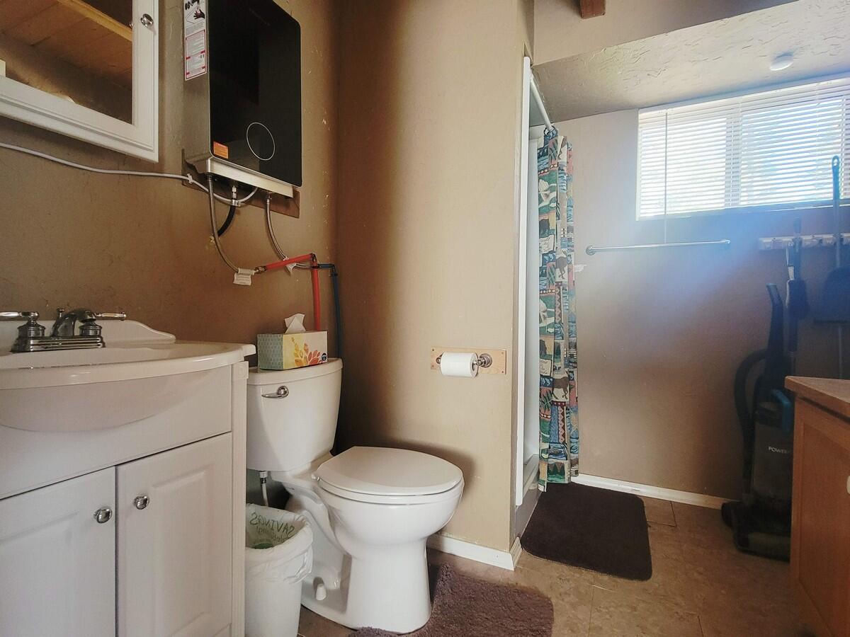 5550 W North Fork RD, Duck Creek Village, photo 11 of 26