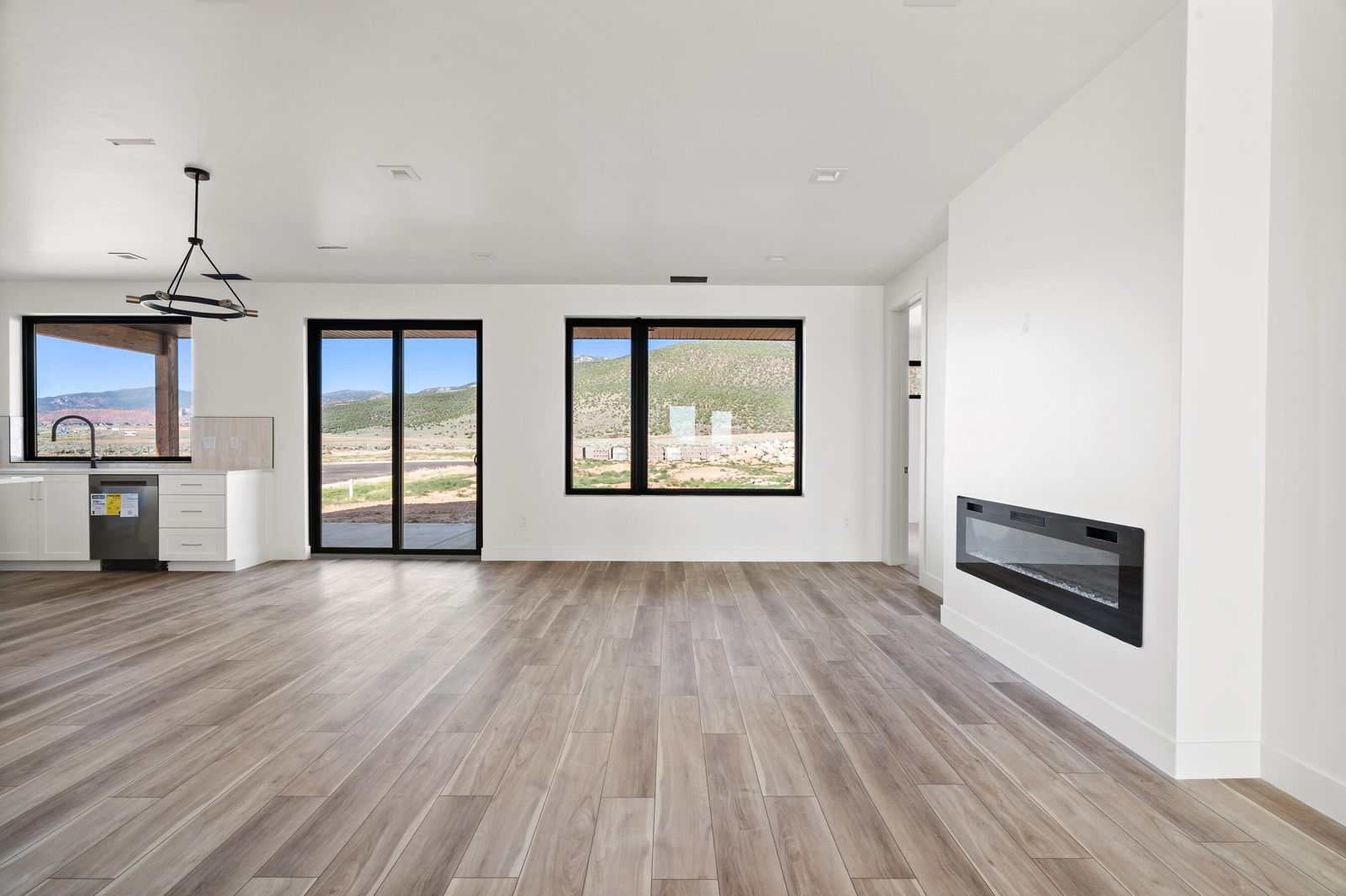 2629 S Mann Lane, Cedar City, photo 5 of 32