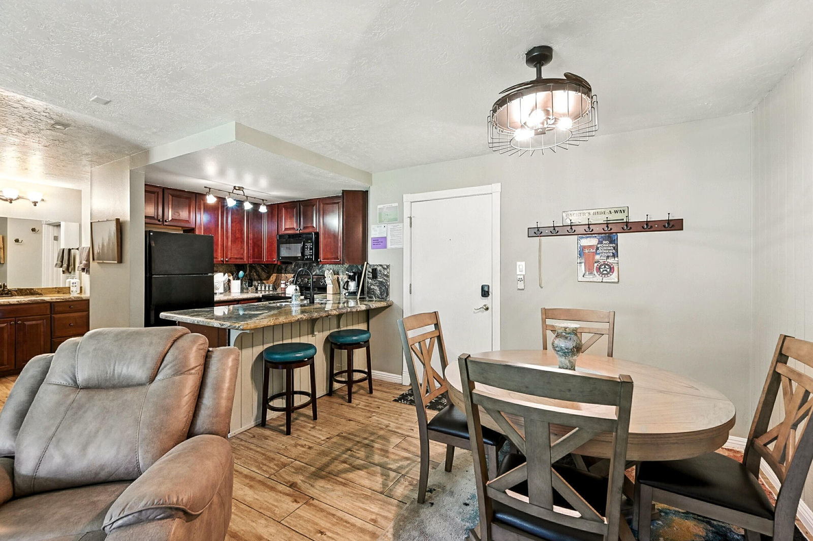 385 S Vasels RD, #4, Brian Head, photo 11 of 26