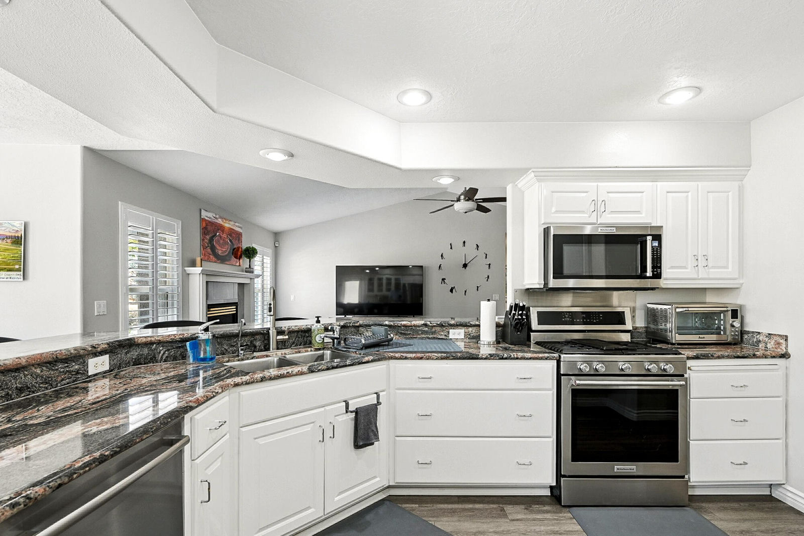 2154 N Sumack CIR, Cedar City, photo 15 of 67