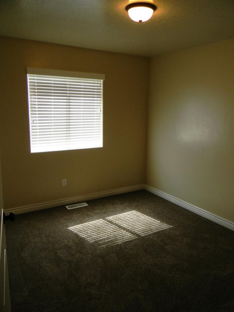 1652-1656 W Harding Ave, Cedar City, photo 16 of 25