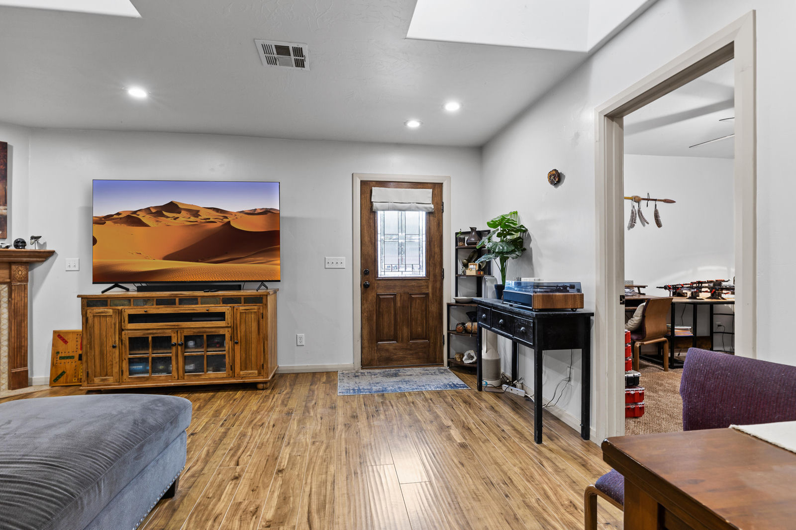 694 ZION PARK Blvd, Springdale, photo 24 of 56