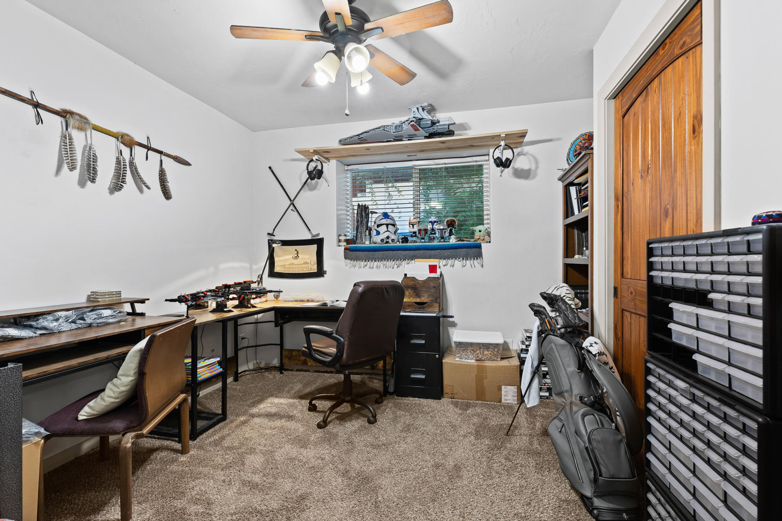 694 ZION PARK Blvd, Springdale, photo 34 of 56