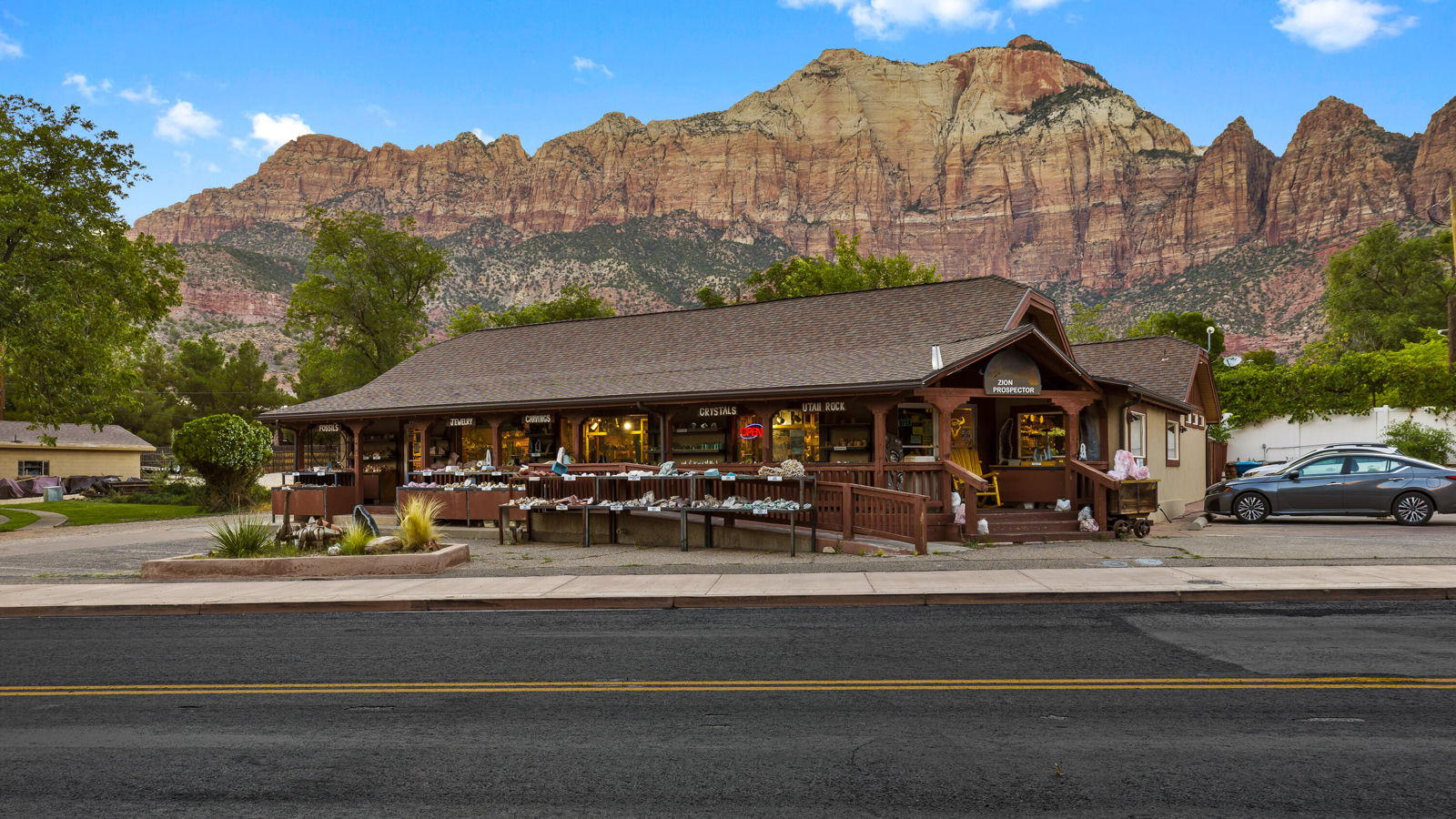 694 ZION PARK Blvd, Springdale, photo 45 of 56