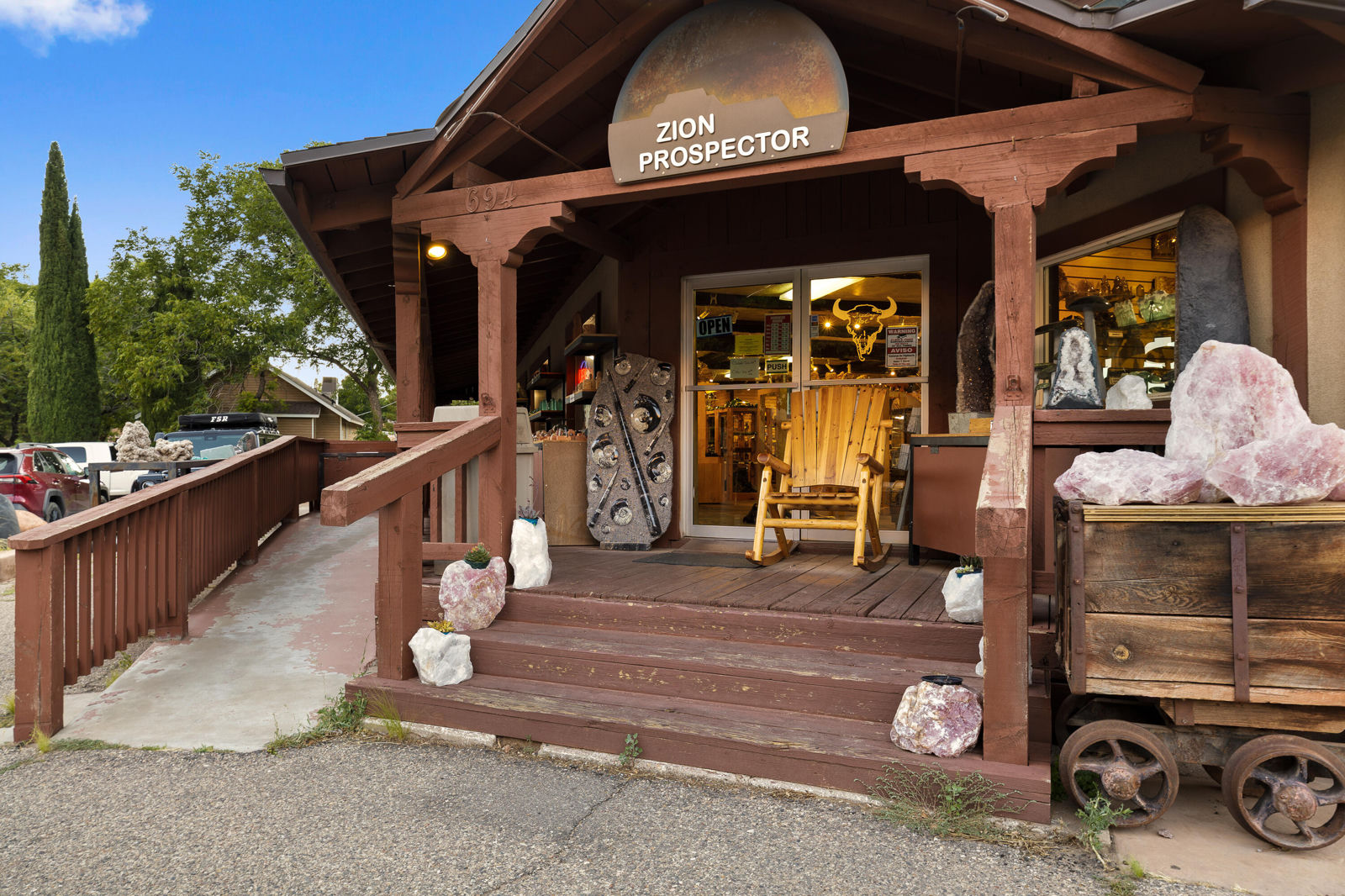 694 ZION PARK Blvd, Springdale, photo 47 of 56