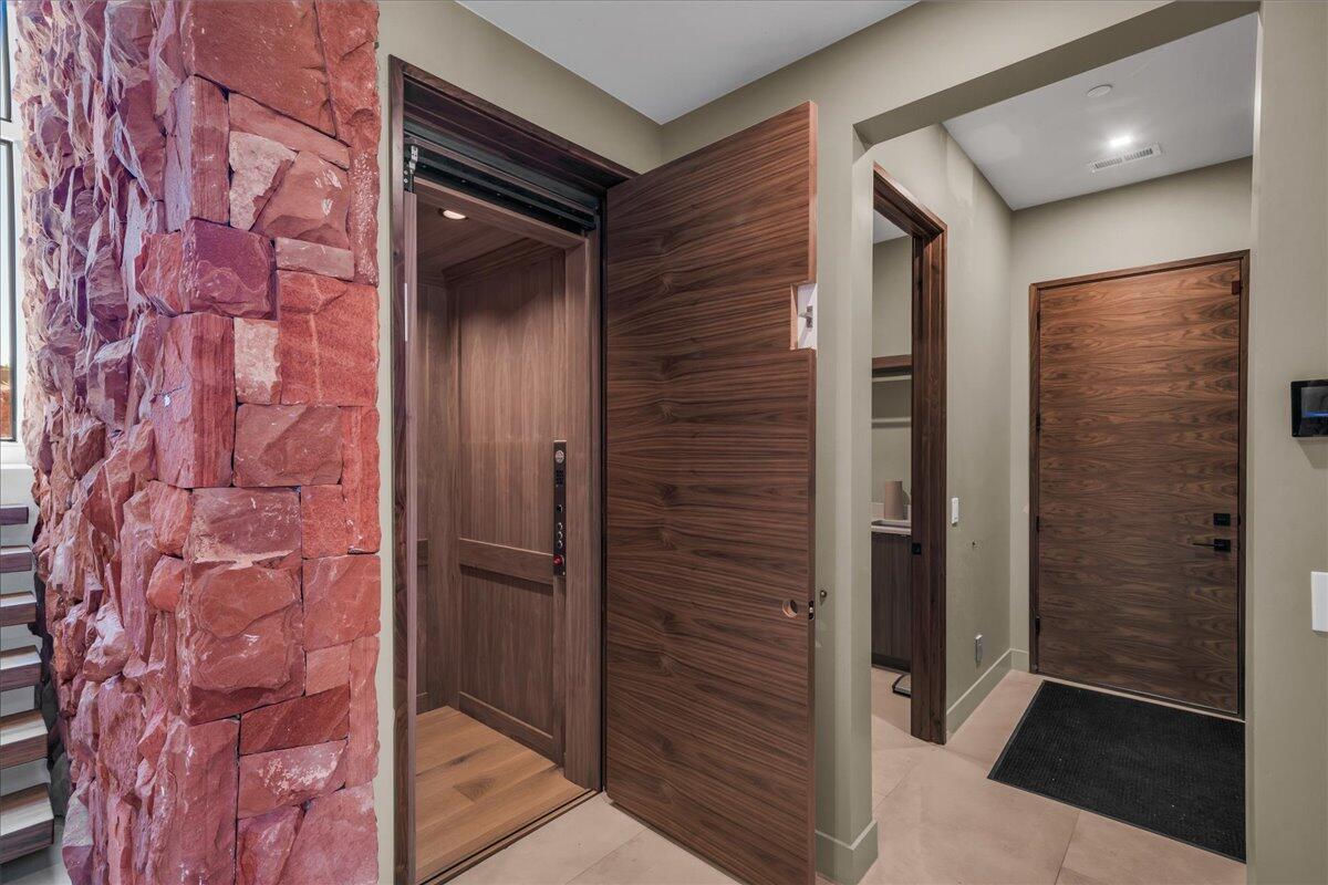 784 Sanctuary Place, Ivins, photo 6 of 74