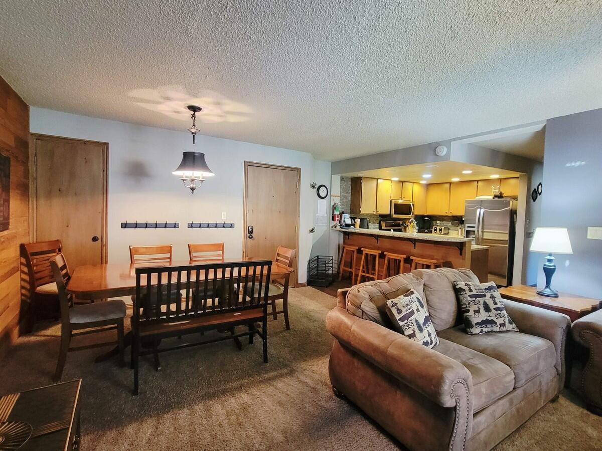 407 S Vasels RD, #17, Brian Head, photo 10 of 49