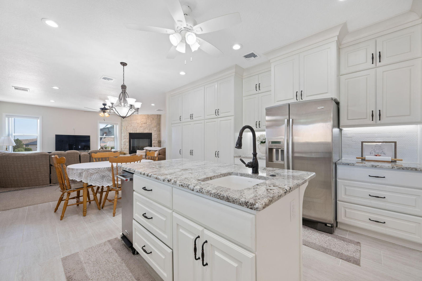 230 Boulder Way, Leeds, photo 8 of 69