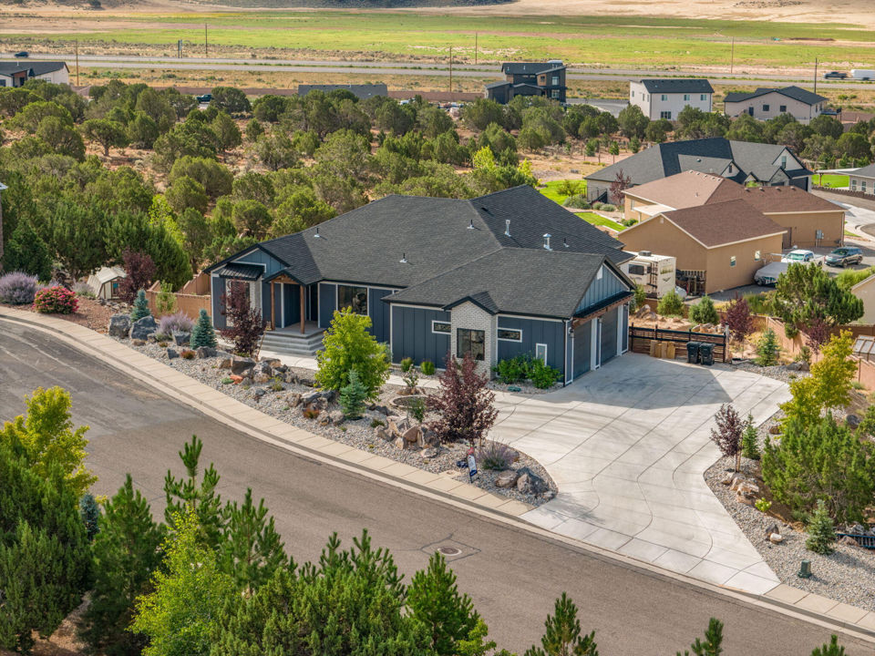 2753 W Eagle Ridge Loop S, Cedar City