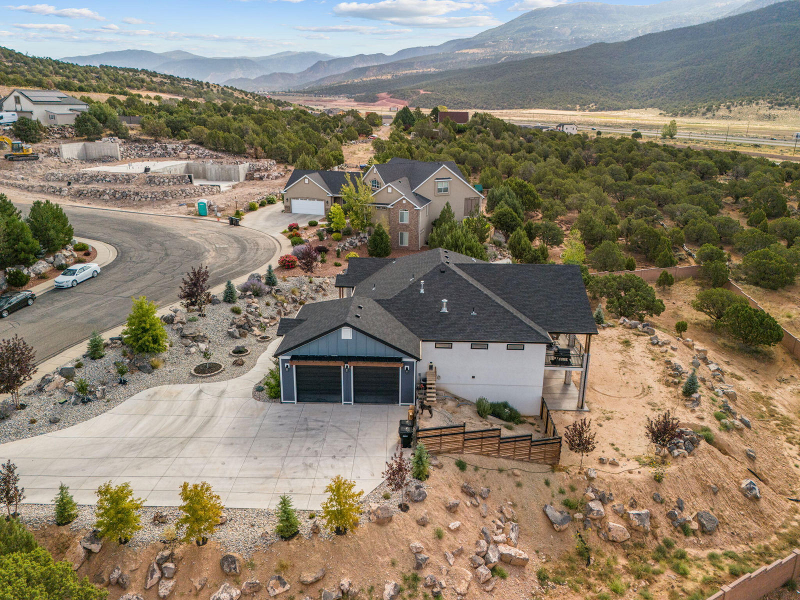 2753 W Eagle Ridge Loop S, Cedar City, photo 2 of 56