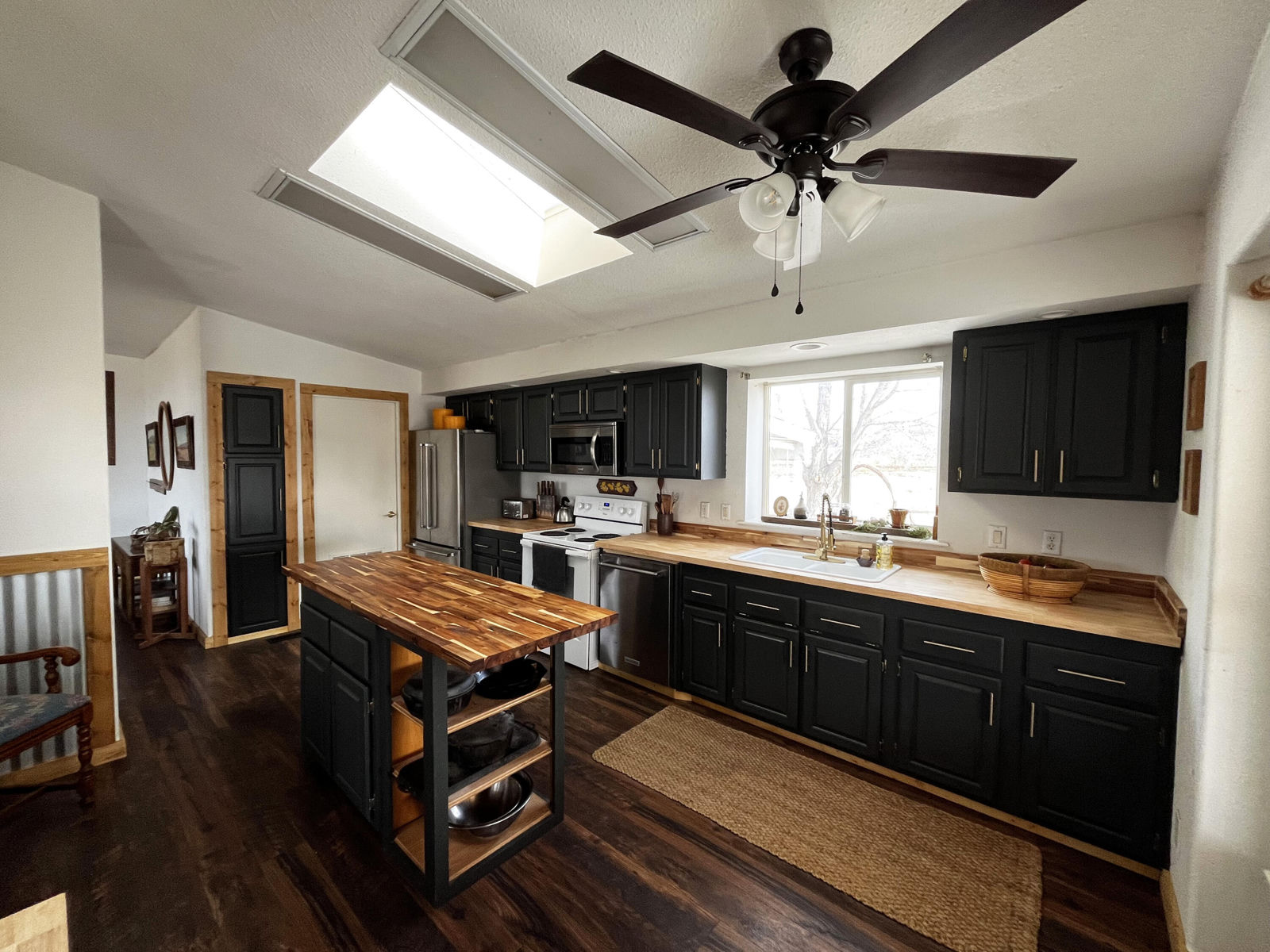 585 S Center Street, Escalante, photo 11 of 31