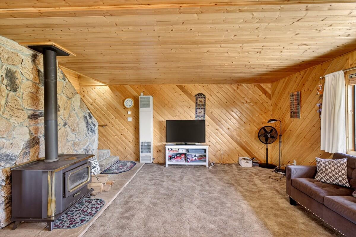 1965 E Runway DR, Duck Creek Village, photo 10 of 50