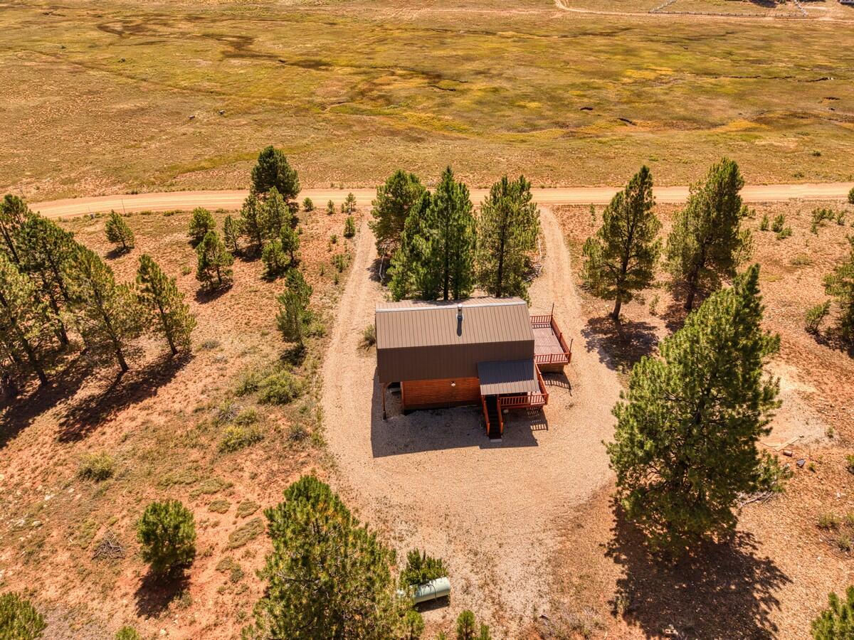 1965 E Runway DR, Duck Creek Village, photo 44 of 50