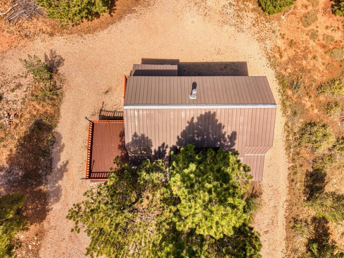 1965 E Runway DR, Duck Creek Village, photo 46 of 50