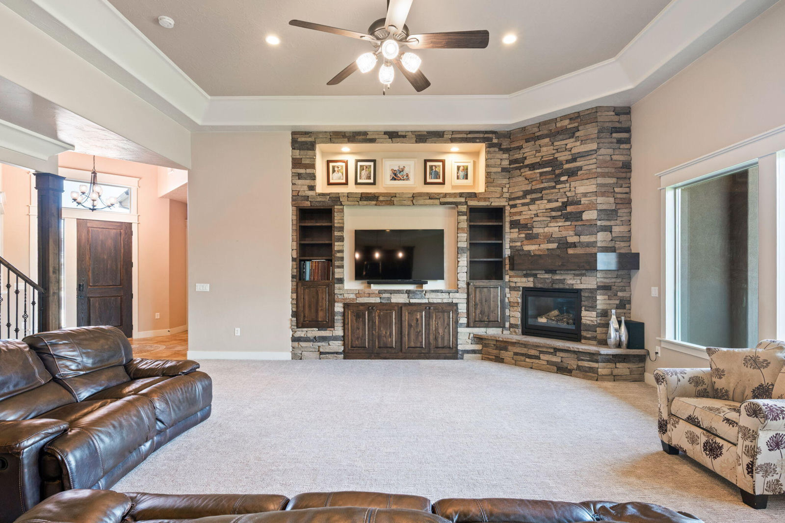 2546 E 3000 S CIR, St George, photo 5 of 45