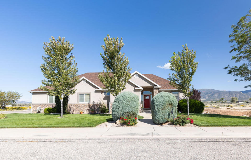 4262 N 2325 W W, Cedar City