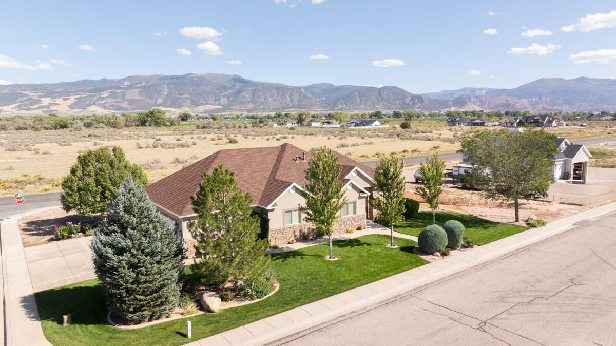 4262 N 2325 W W, Cedar City, photo 34 of 39