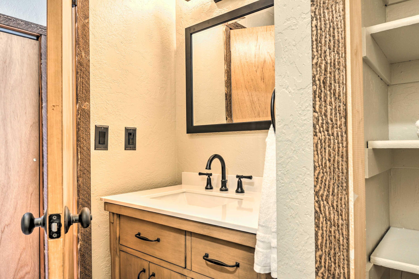 3465 Ute LN, Duck Creek Village, photo 32 of 48