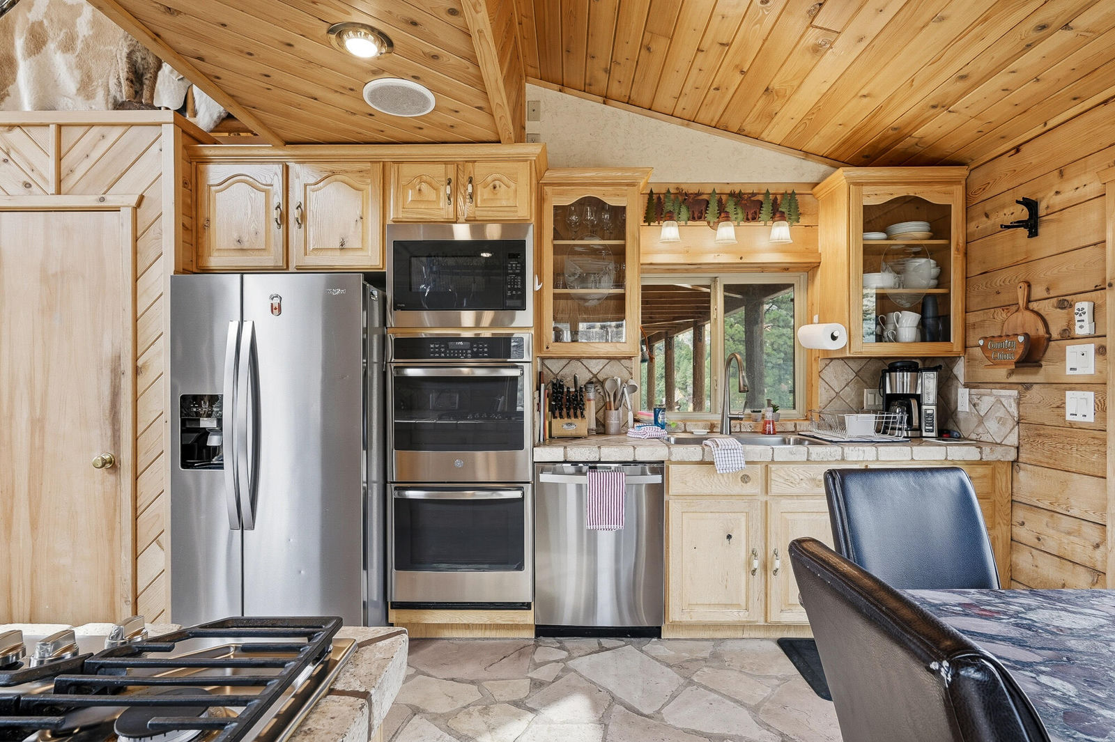 474 N Scenic DR, Panguitch Lake, photo 15 of 75