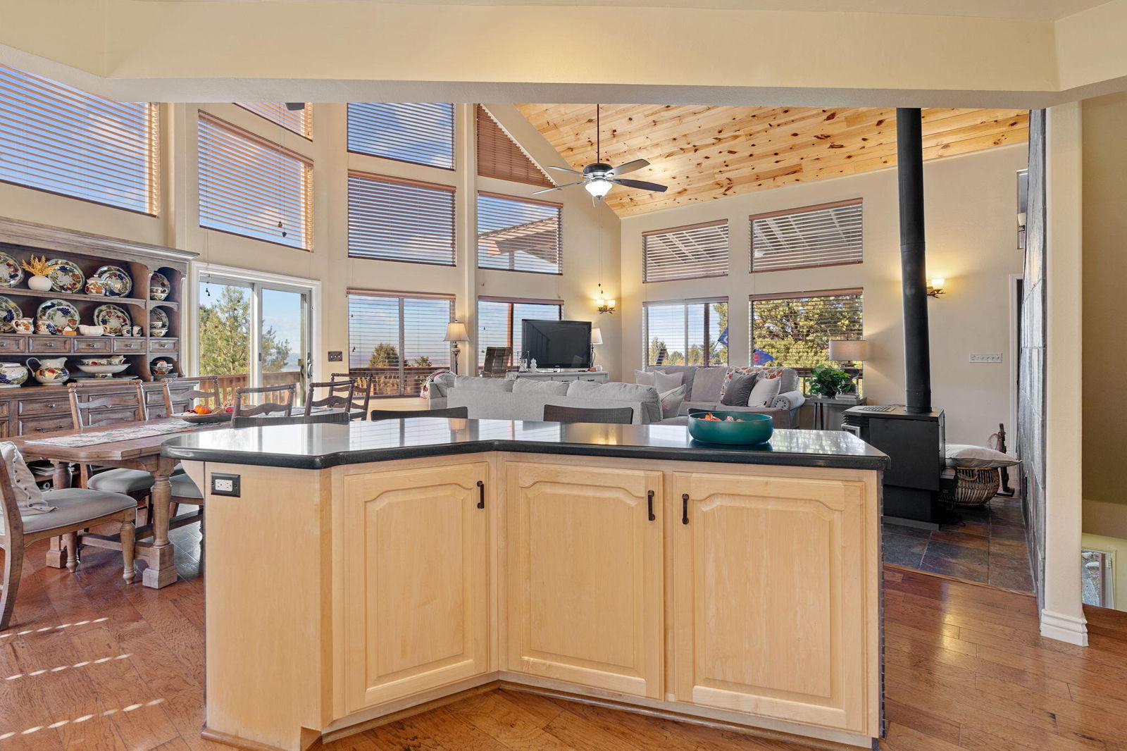 934 E Cedar Highlands DR, Cedar City, photo 14 of 76