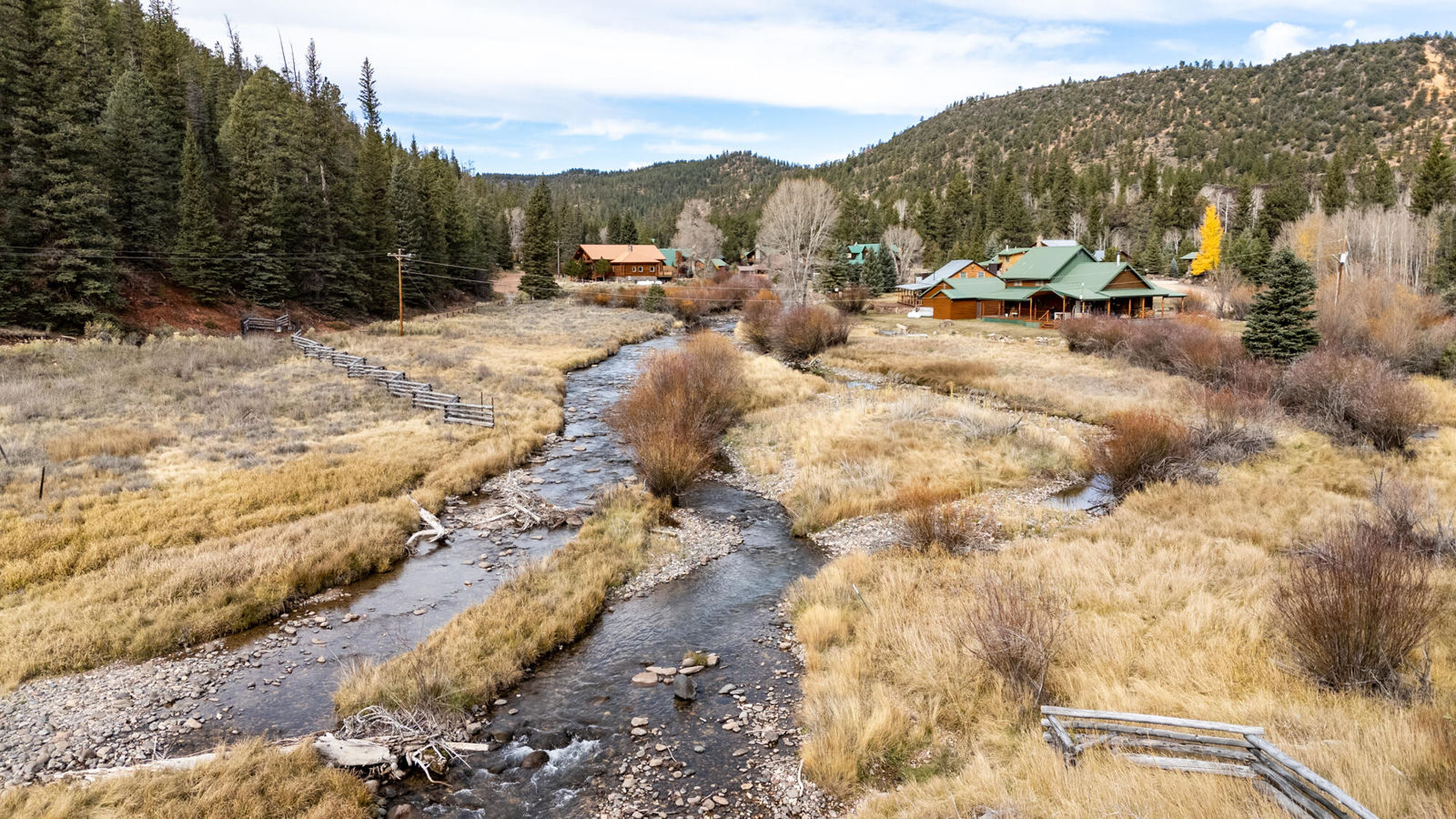 1149 E Spring Hollow RD, Mammoth Creek, photo 16 of 35