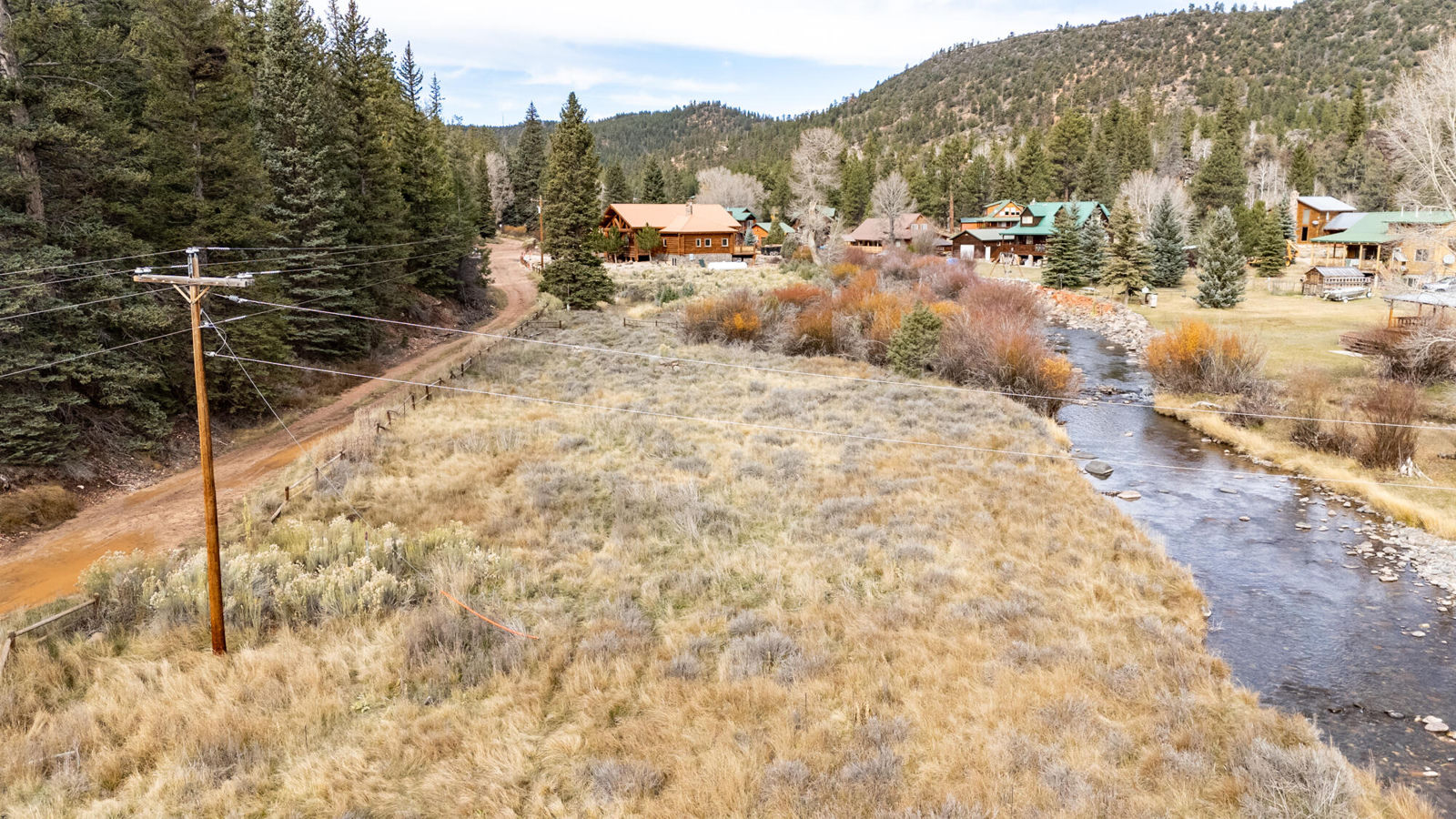 1149 E Spring Hollow RD, Mammoth Creek, photo 18 of 35