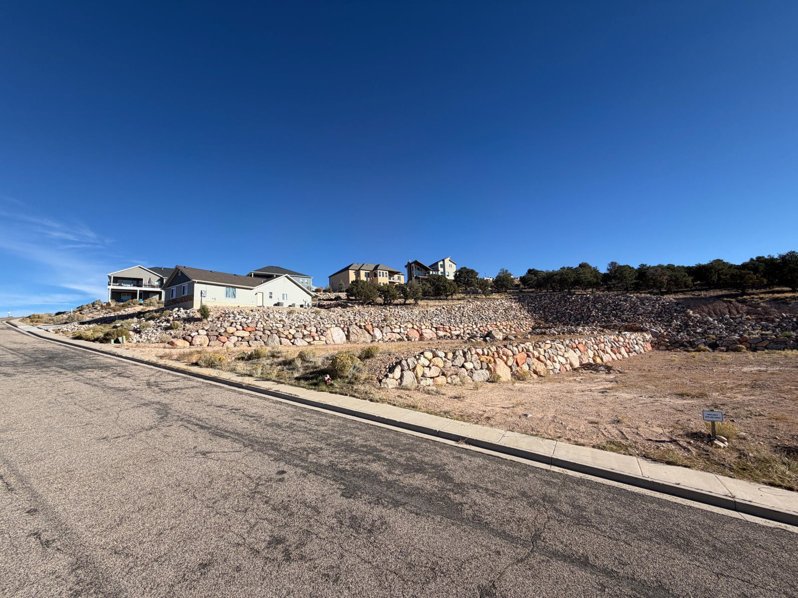 3271 W Kingsbury DR, Cedar City, photo 2 of 6
