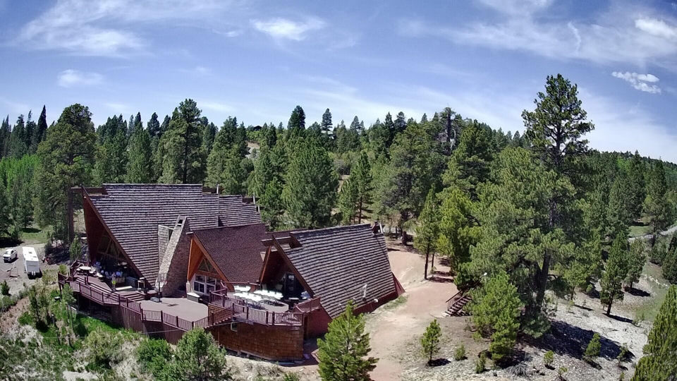 2814 N Dead Horse LP, Duck Creek Village, photo 2