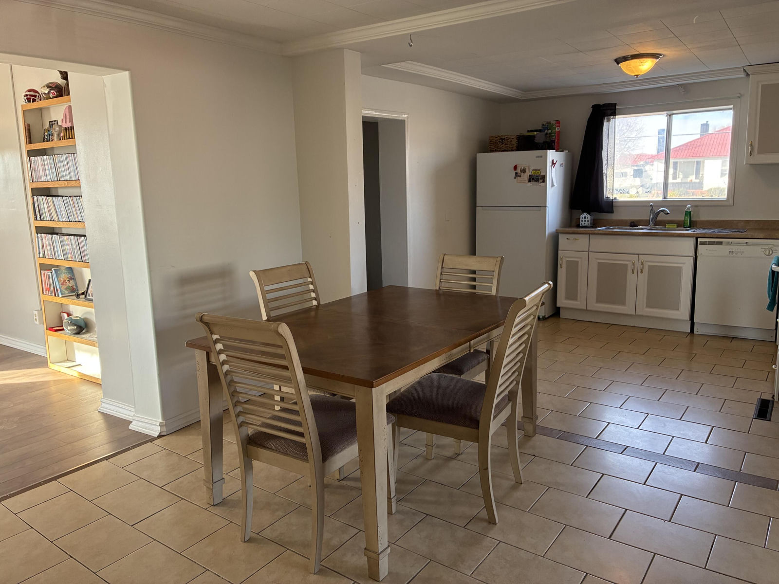 290 N 100 E ST, Beaver, photo 6 of 31