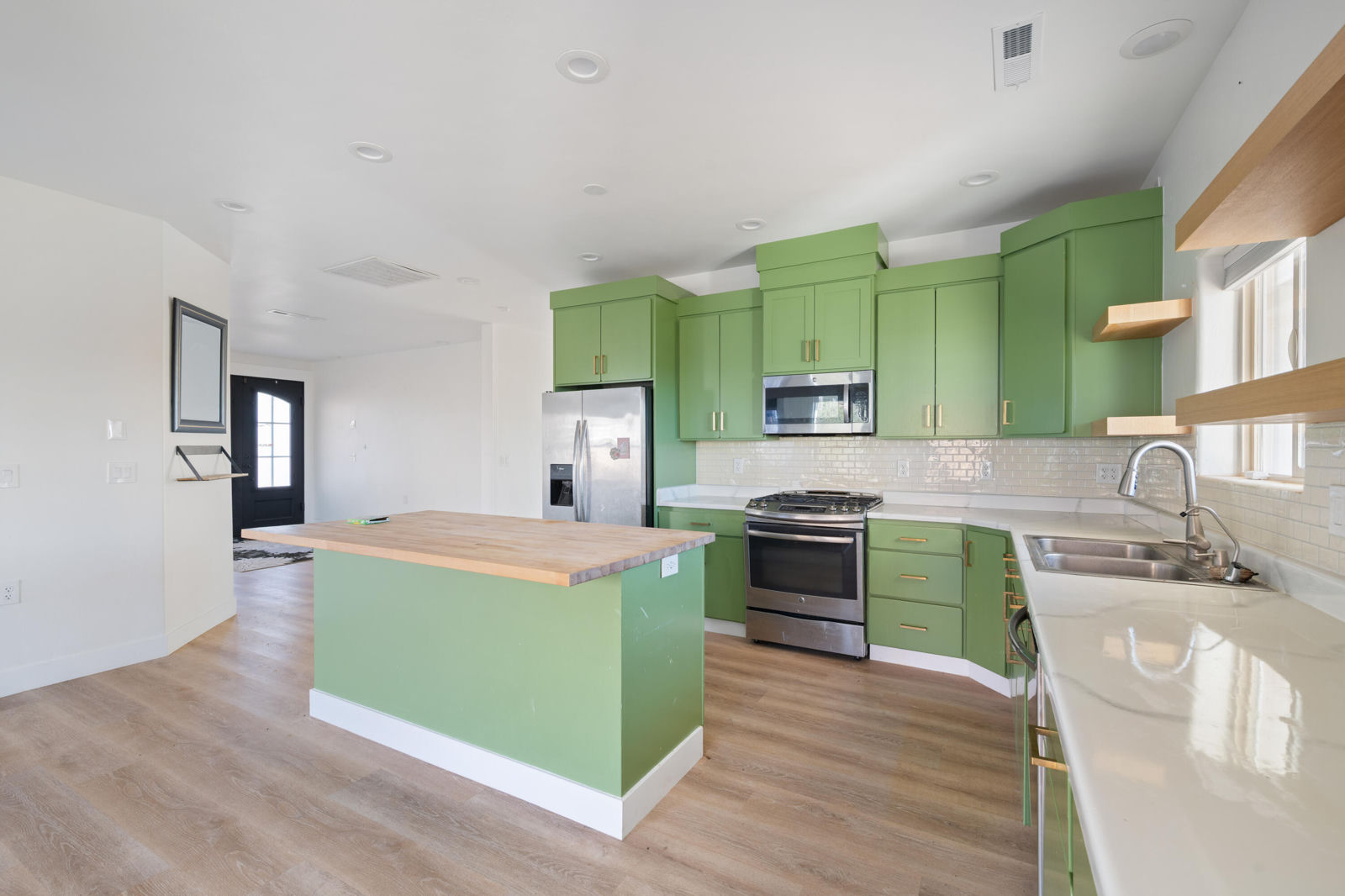 865 N Redwood ST W, Hildale, photo 13 of 54
