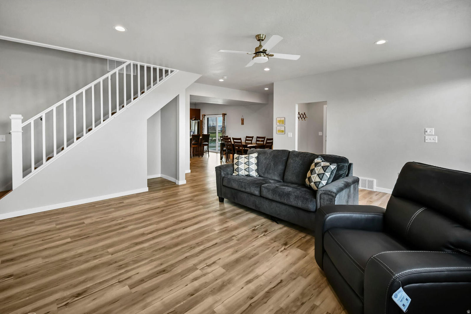 305 W 400 S, Ephraim, photo 3 of 57