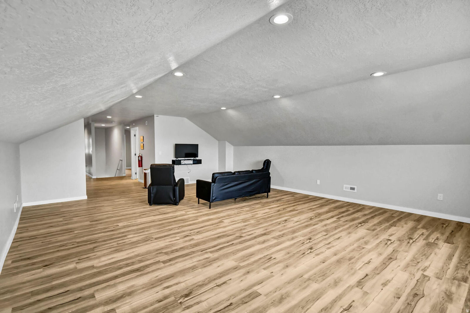 305 W 400 S, Ephraim, photo 29 of 57