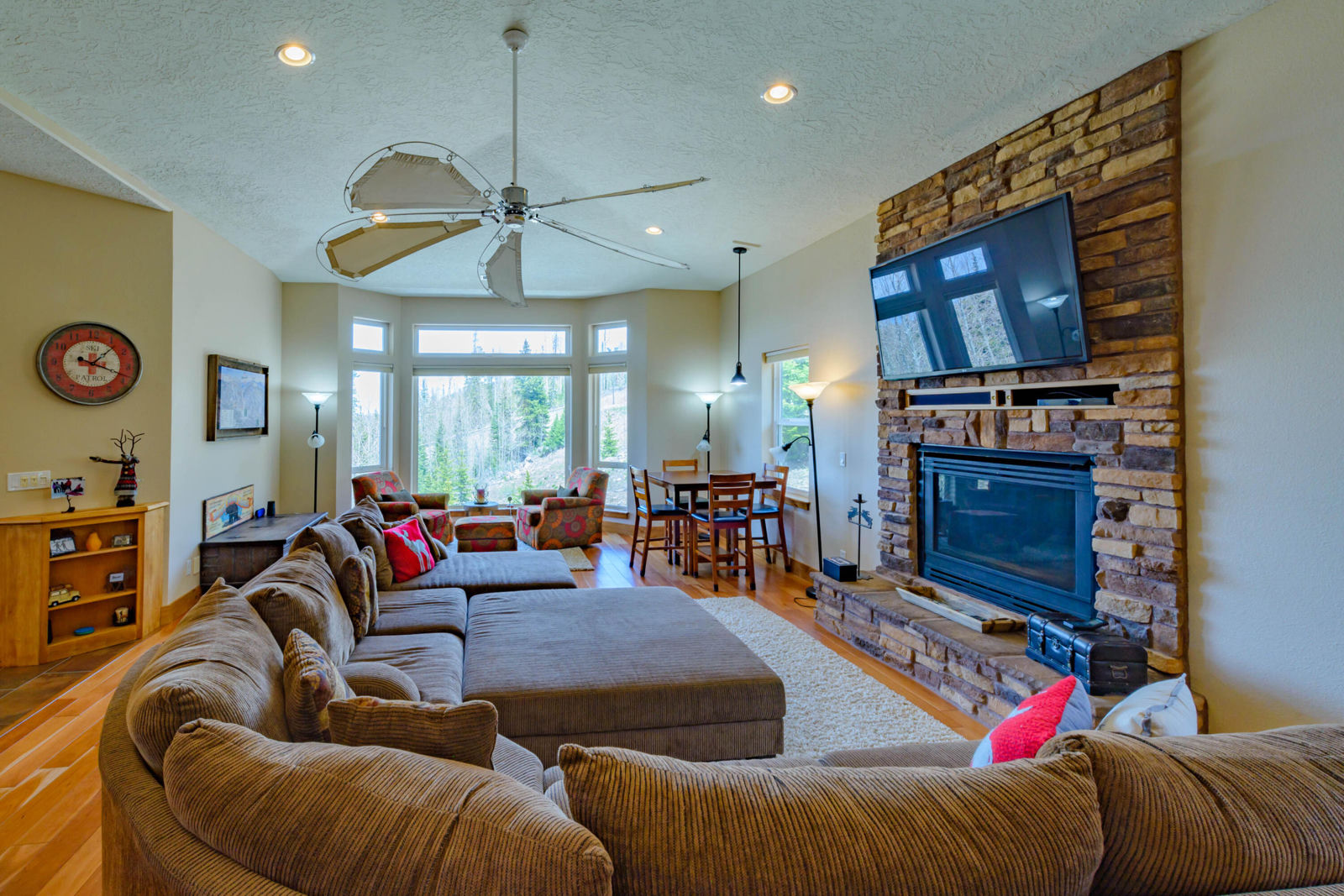 700 S Vasels (fka Loop Rd), Brian Head, photo 12 of 88
