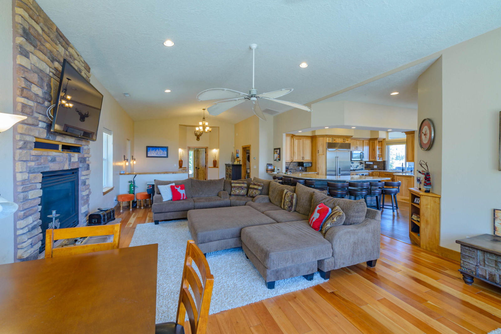 700 S Vasels (fka Loop Rd), Brian Head, photo 15 of 88