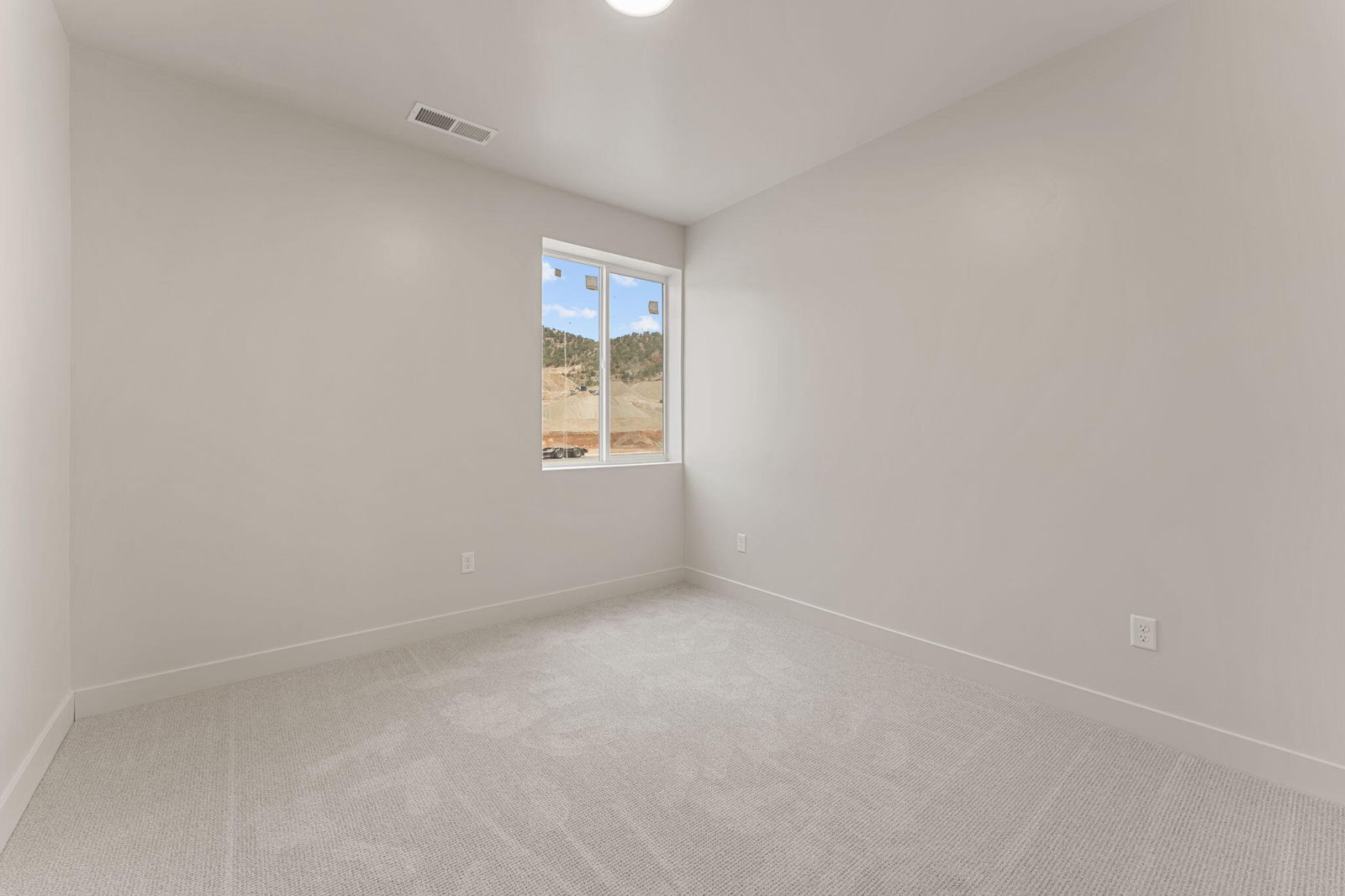 432 E Fiddlers Canyon Road, #122, Cedar City, photo 27 of 48
