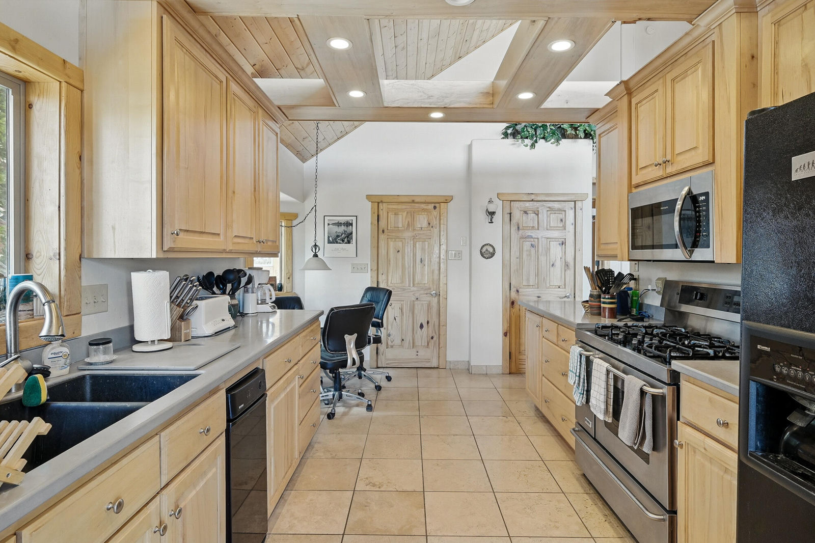 699 W Hunter Ridge DR, Brian Head, photo 11 of 60
