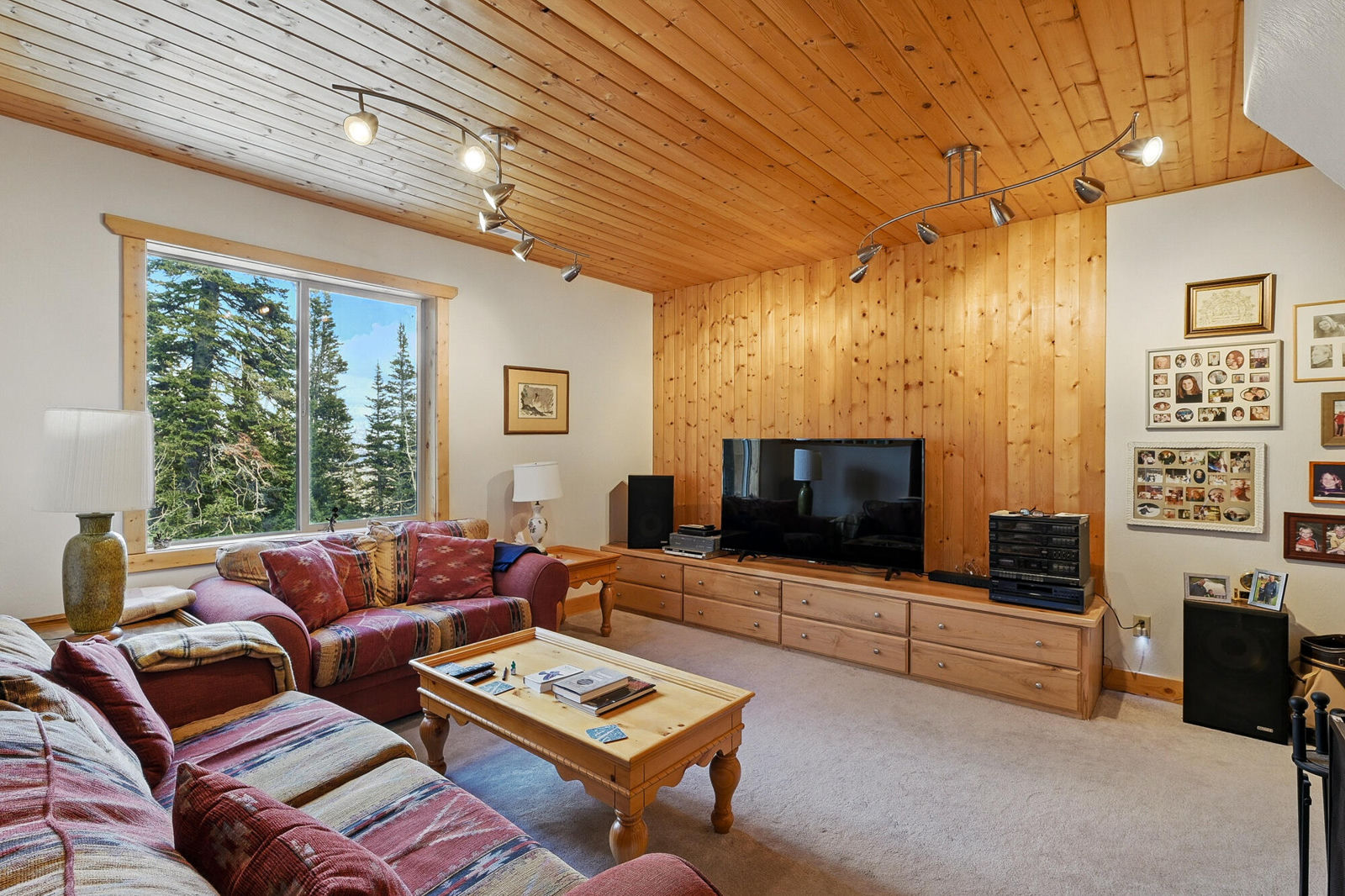 699 W Hunter Ridge DR, Brian Head, photo 26 of 60