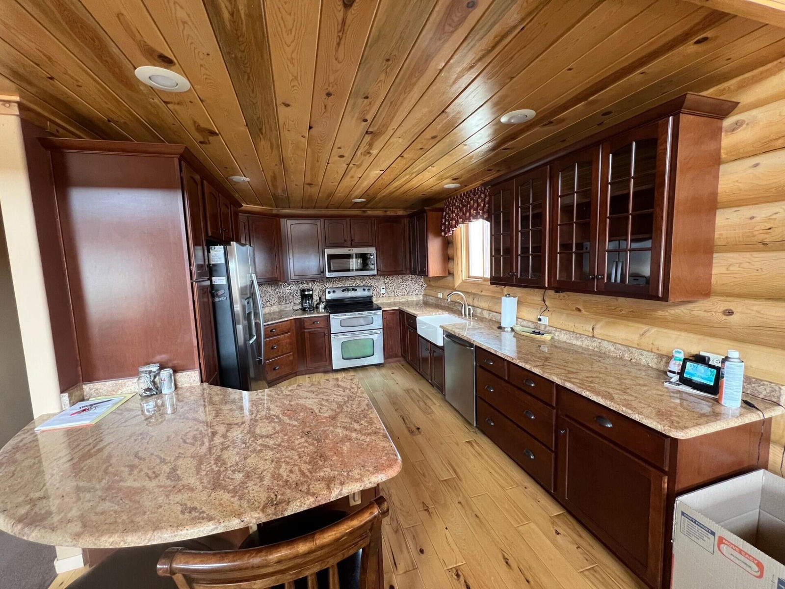 4050 N Pronghorn LN, Panguitch, photo 8 of 44
