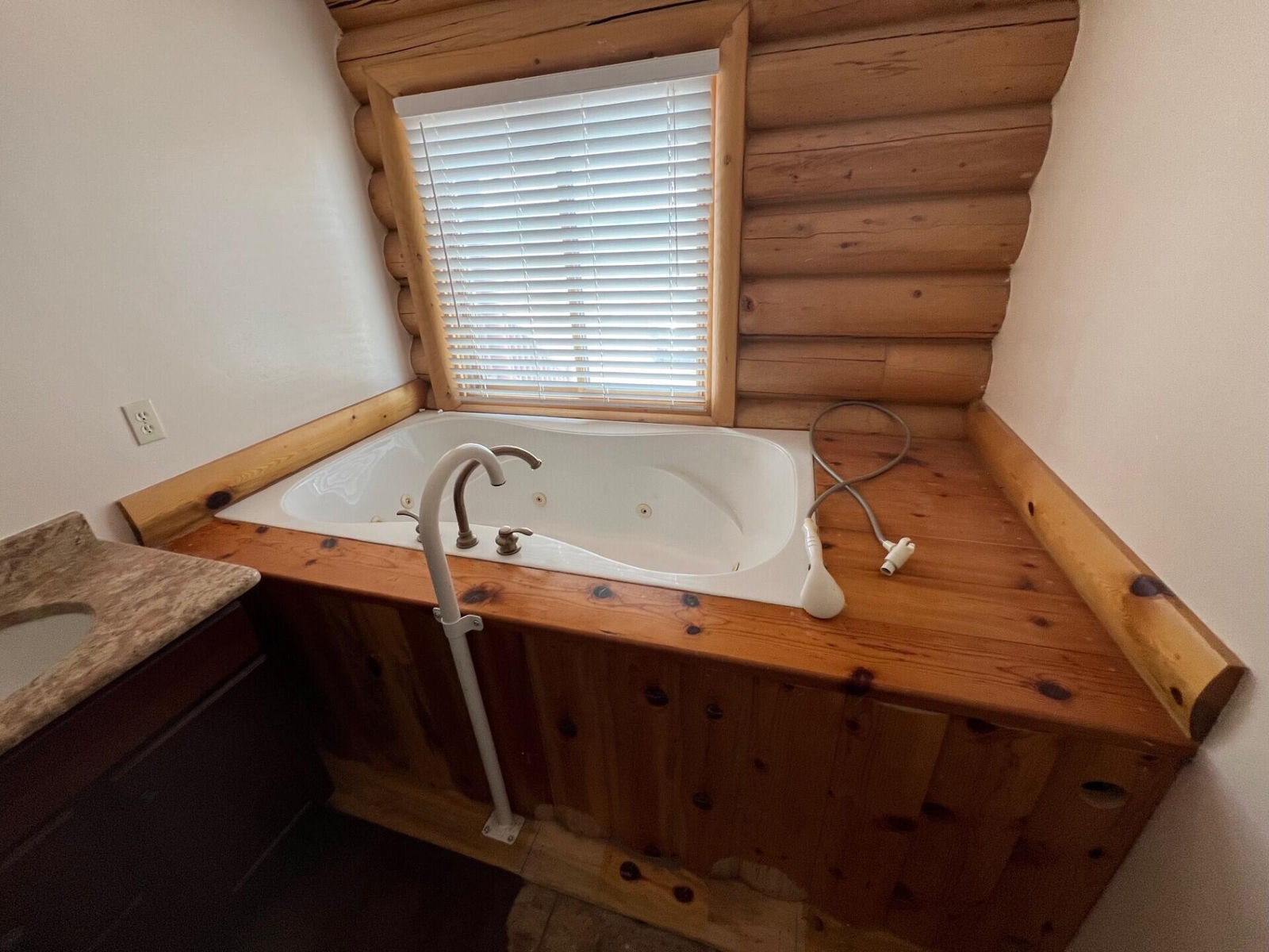 4050 N Pronghorn LN, Panguitch, photo 12 of 44