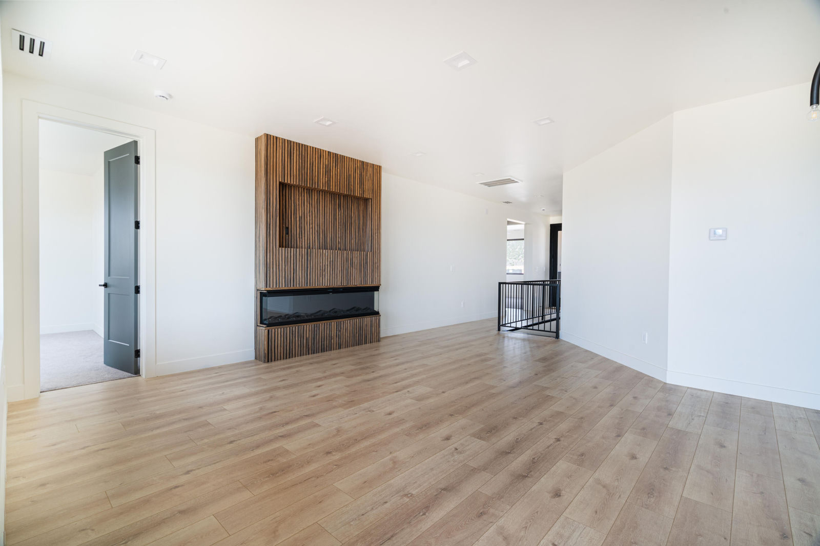 2734 S 2950 W, Cedar City, photo 6 of 36