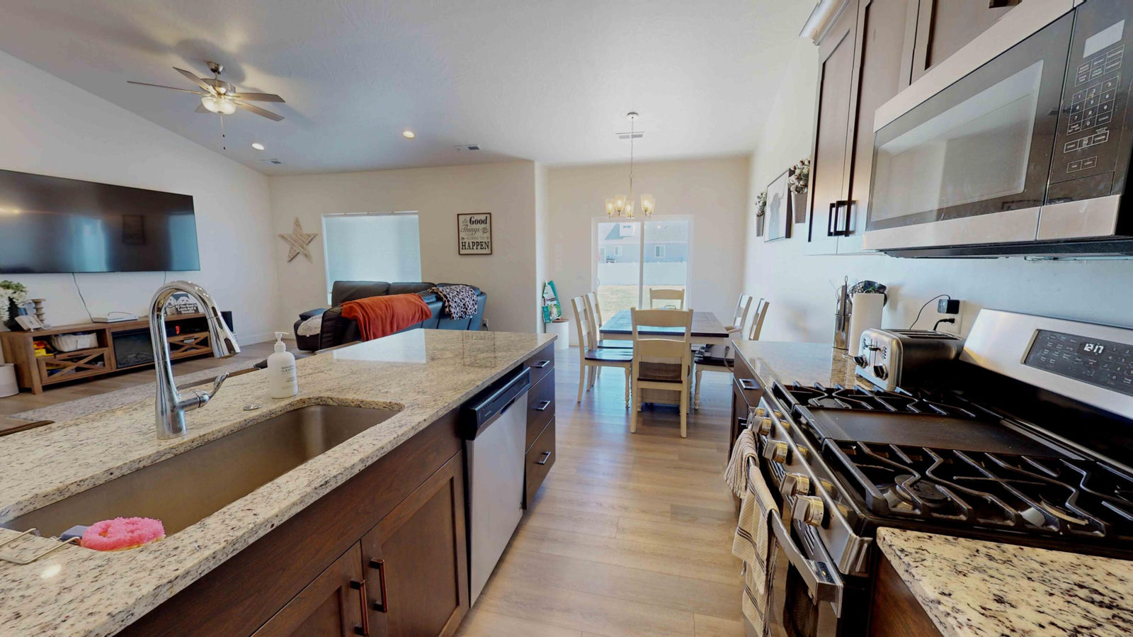 4338 N Gold Dust Trail ST, Enoch, photo 8 of 21