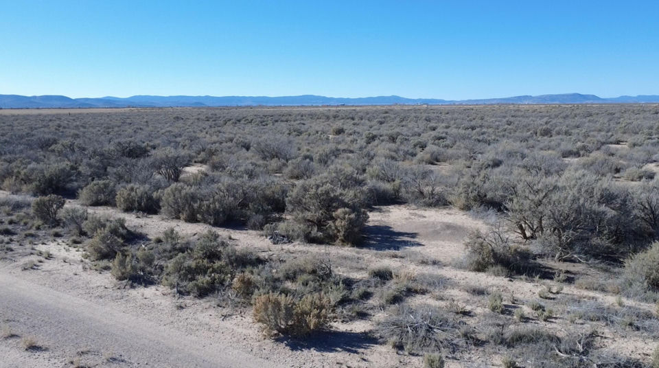 5.09 Acre w/ 0.50 AF Water, Beryl, photo 2