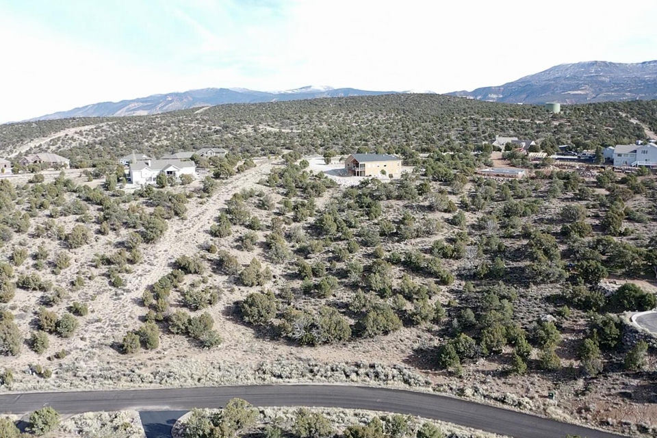 1085 S Canyon DR, Cedar City